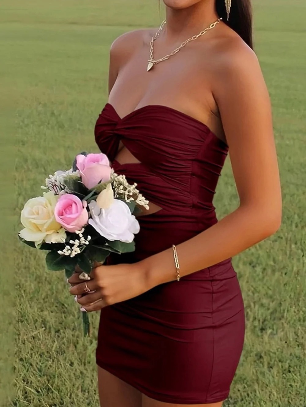 NWT Bodycon Sweetheart Cutout Ruched Mini Party Dress Short (Burgundy - Size 2)